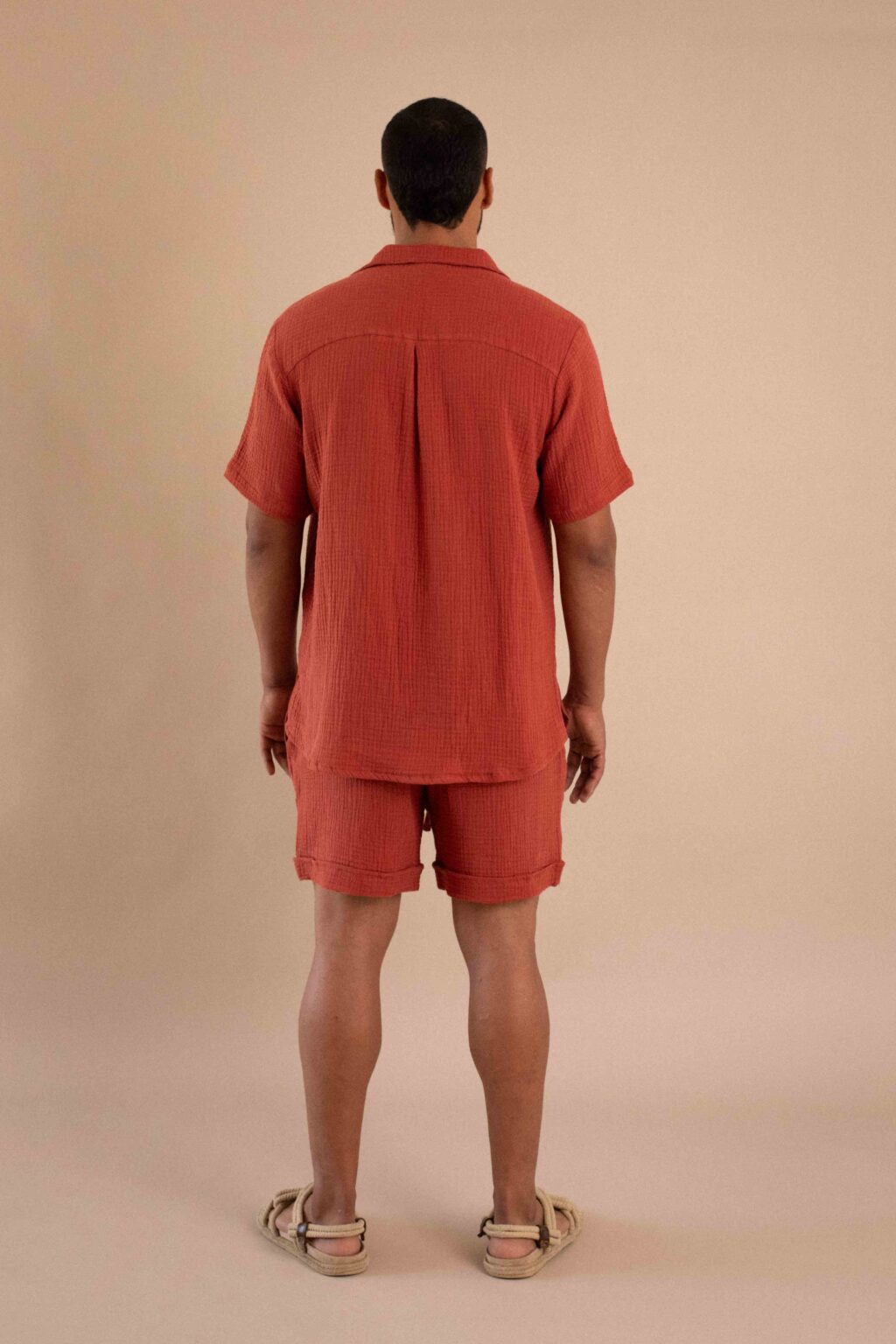 Set Huellas, conjunto de algodón texturizado color rojo