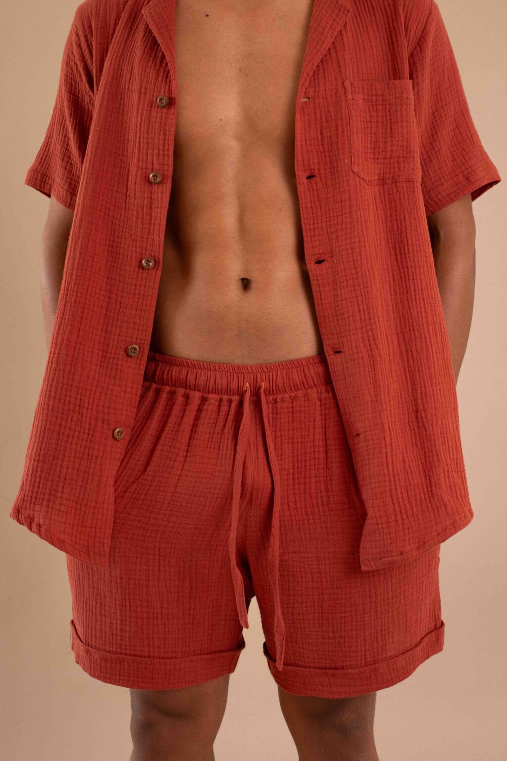 Set Huellas, conjunto de algodón texturizado color rojo