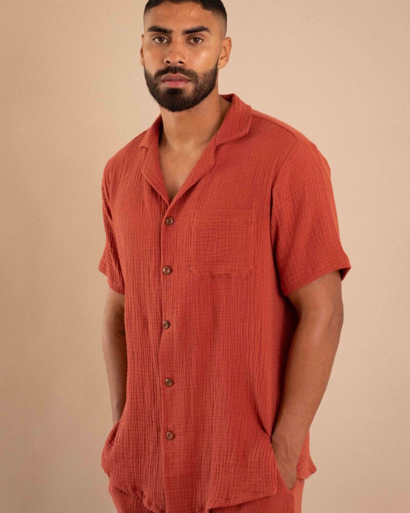 Set Huellas, conjunto de algodón texturizado color rojo
